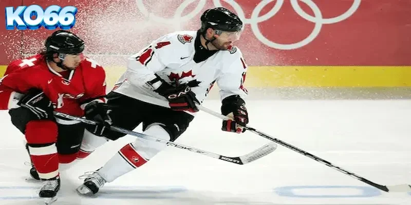 Giao diện sảnh thể thao hiển thị trận đấu khúc côn cầu NHL KO66